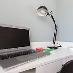 Charmy & Cozy Panoramic Flat 50m From M4 Stop Apartman *